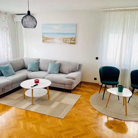 Apartman Bago Deluxe Near Zagreb Airport 벨리카 고리차 외부 사진